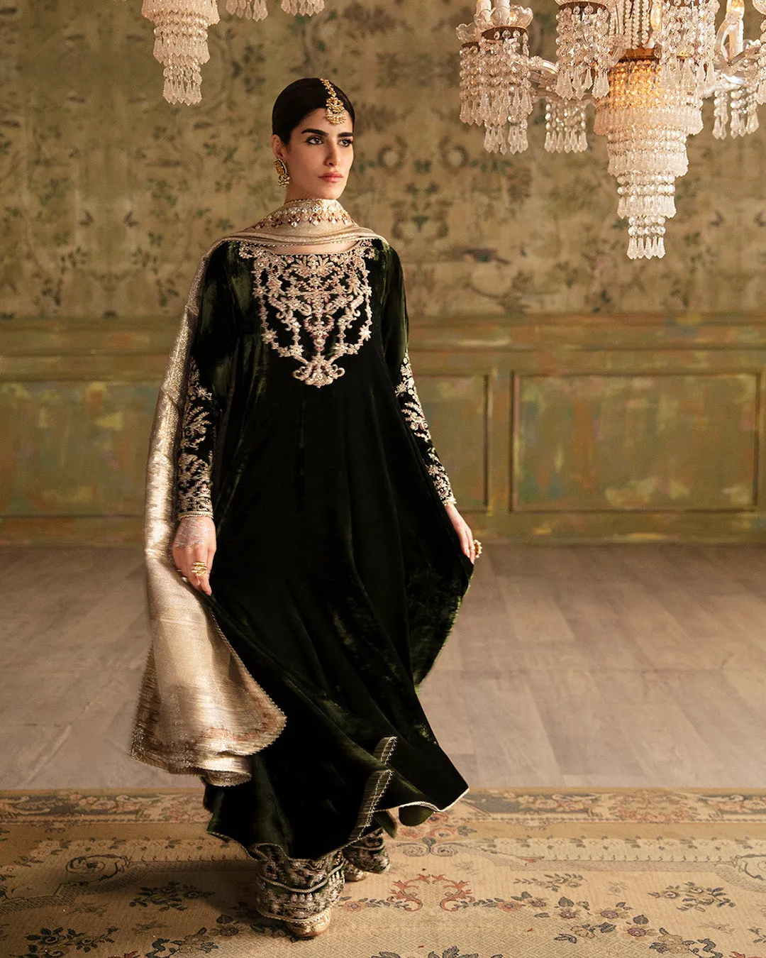 Faiza Saqlain | Manaar - Velvet Collection '23 | TISSA