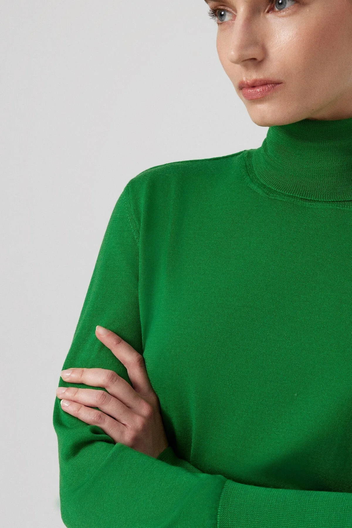 Green Turtleneck Long Sleeve Sweater