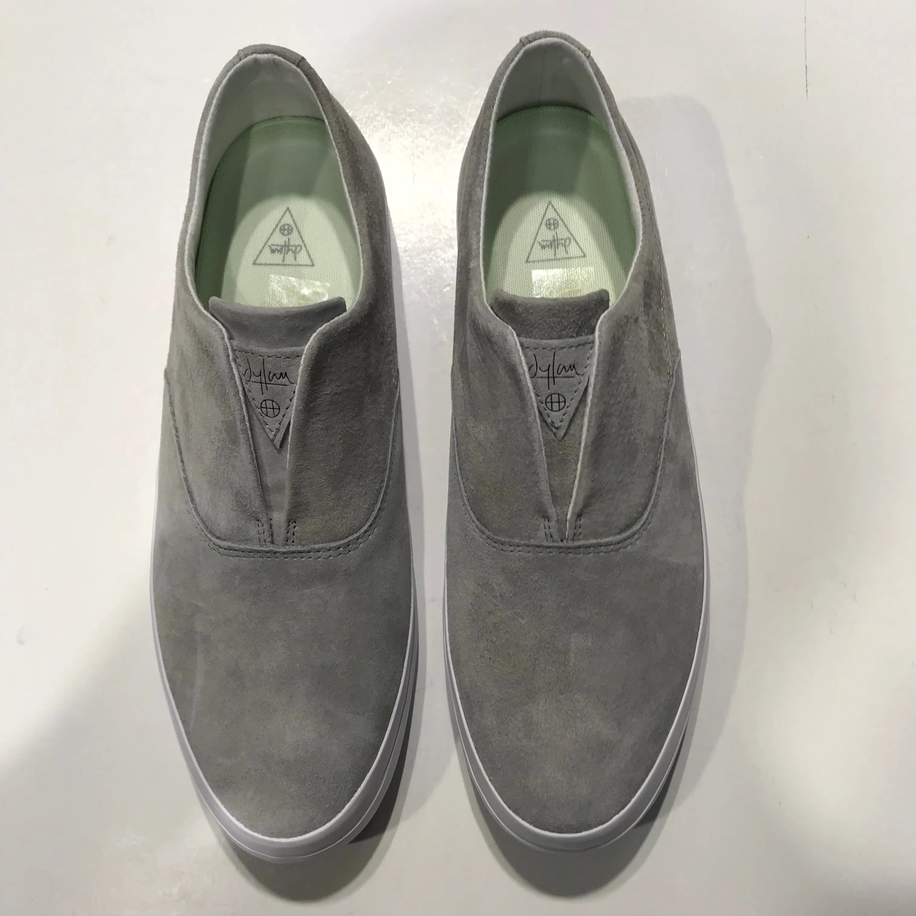 HUF DYAN SLIP ON VC00009 ASH