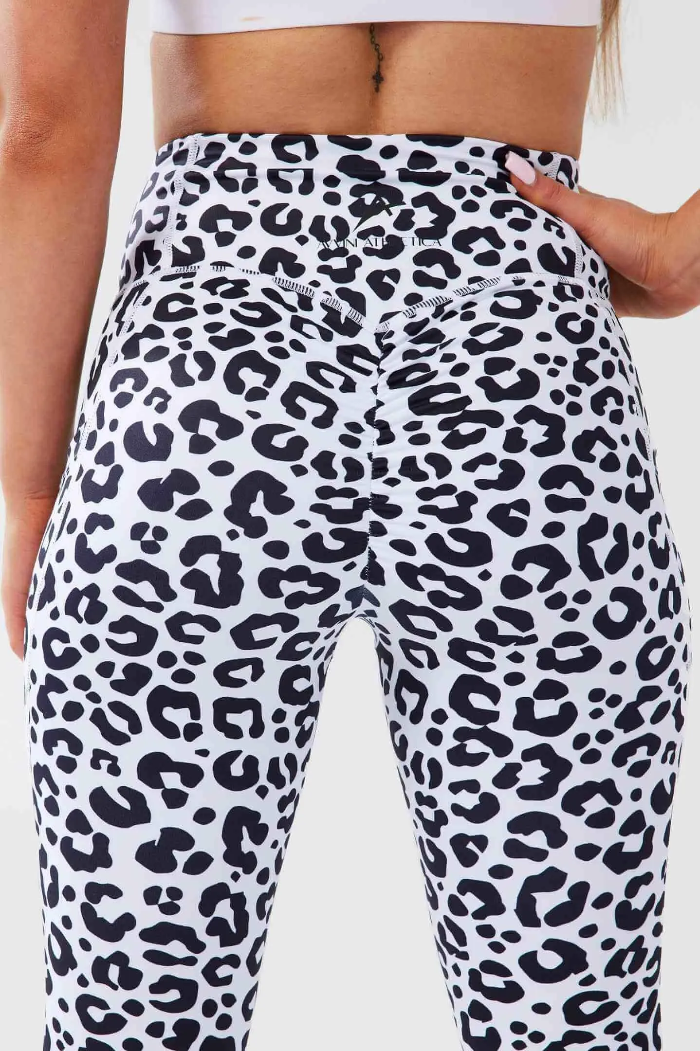 LUXE SCRUNCH BUM POCKET LEGGINGS - LEOPARD