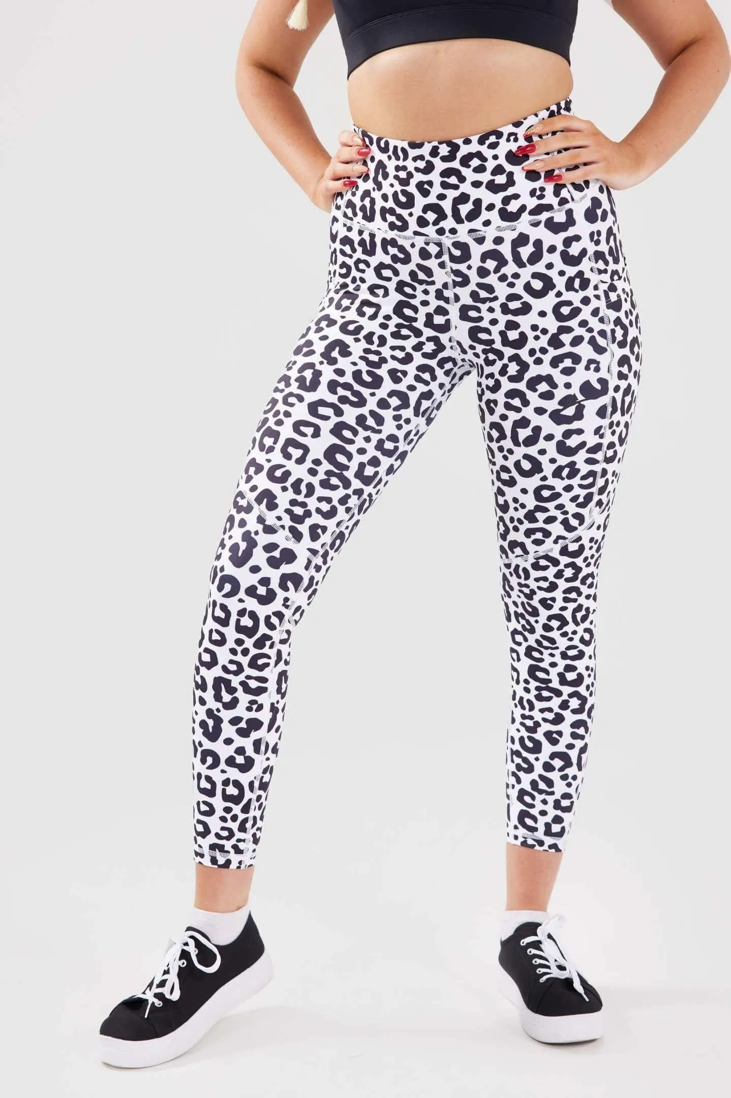 LUXE SCRUNCH BUM POCKET LEGGINGS - LEOPARD