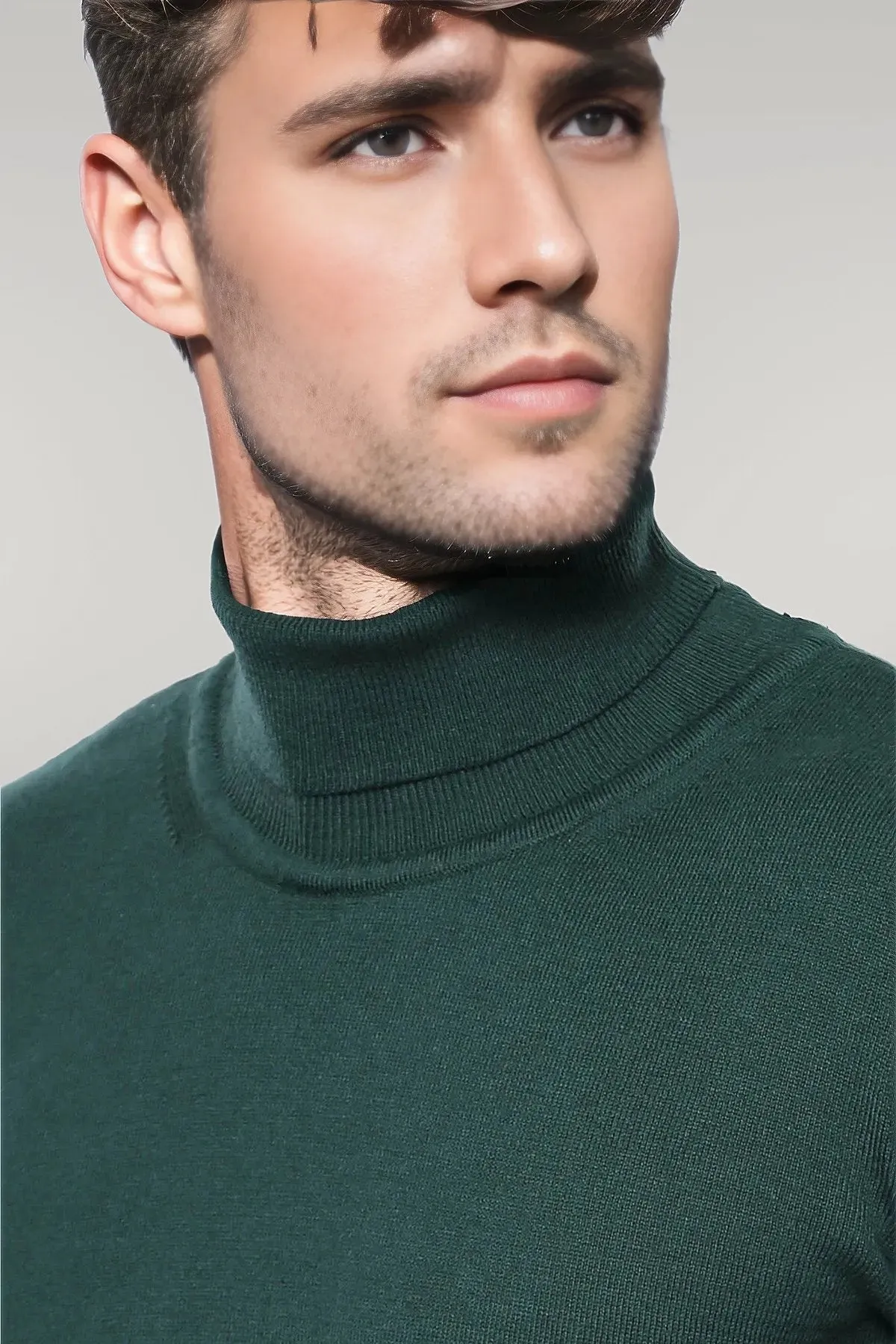 Turtleneck Green Men Sweater - Wessi