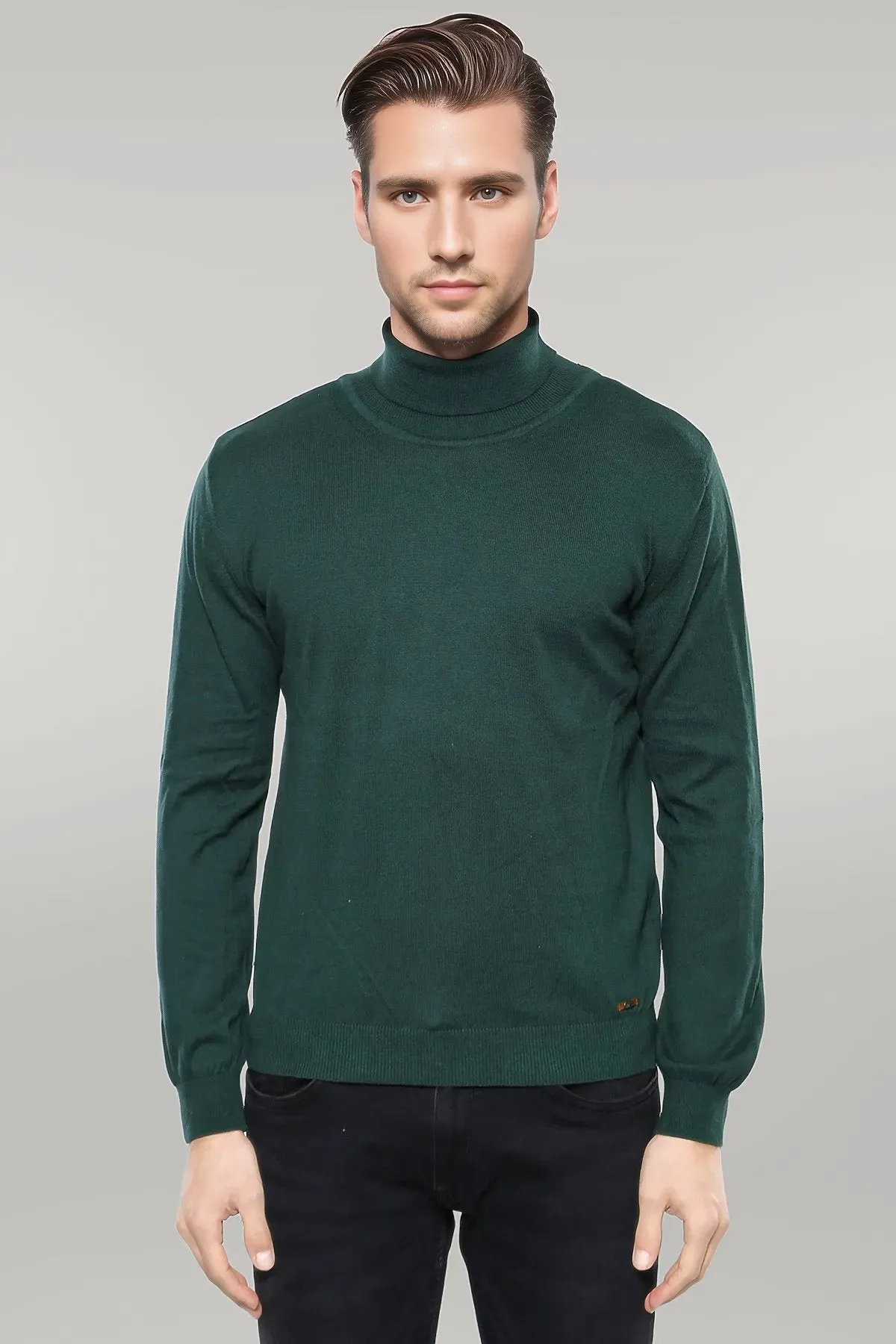 Turtleneck Green Men Sweater - Wessi